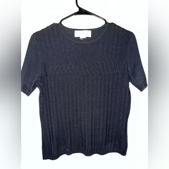 🖤Lightweight Knit Short Sleeve Tee🖤 - Picture 1 of 2